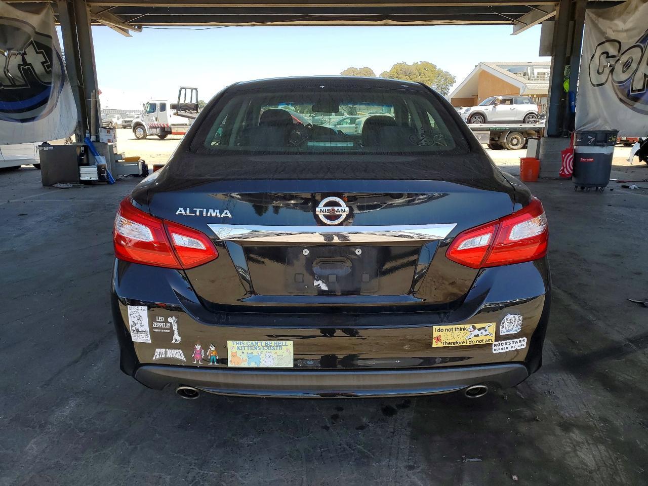 2016 Nissan Altima 2.5 S - Фото 6