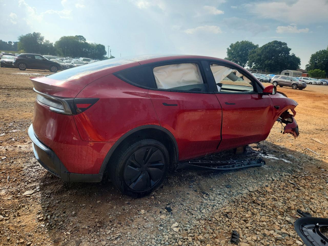 2026 Tesla Model Y - Фото 3