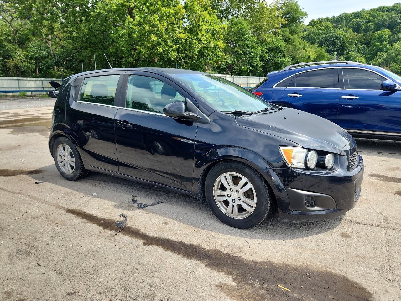 2014 Chevrolet Sonic Lt - Фото 4