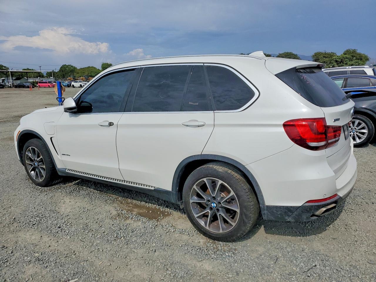 2016 BMW X5 Xdr40E - Фото 2