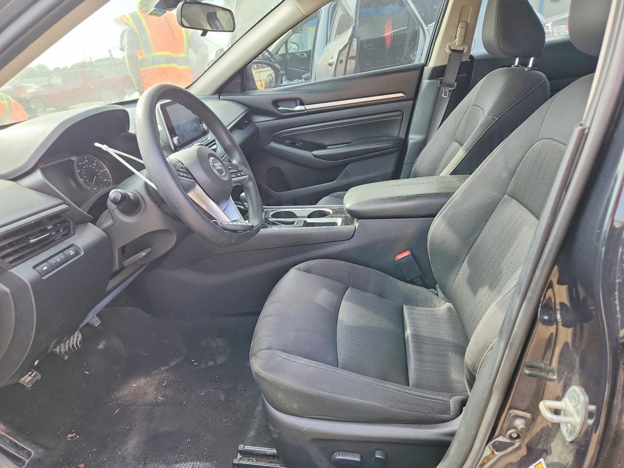 2021 Nissan Altima Sv - Image 7