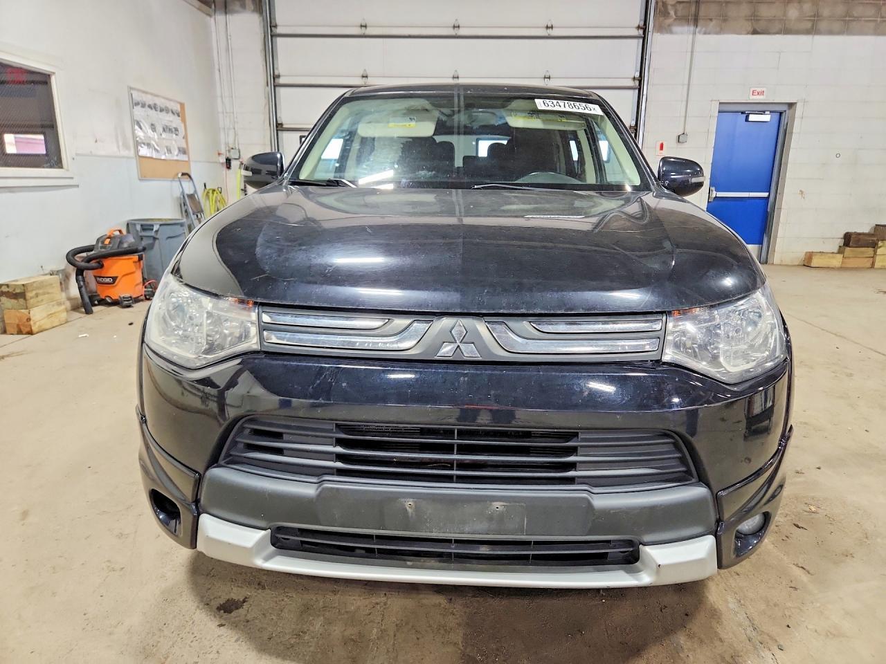 2014 Mitsubishi Outlander Se - Image 5