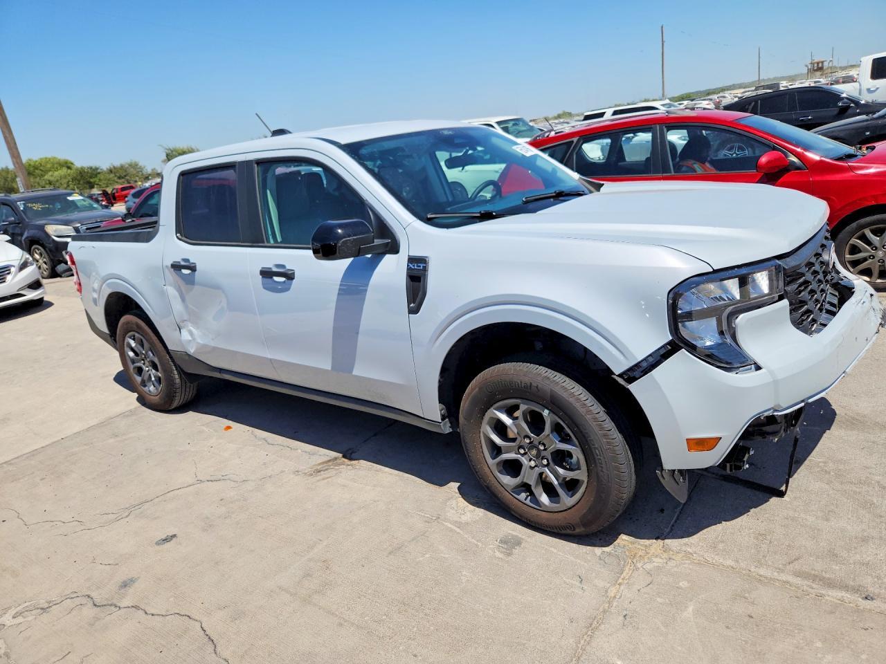 2026 Ford Maverick Xlt - Image 4