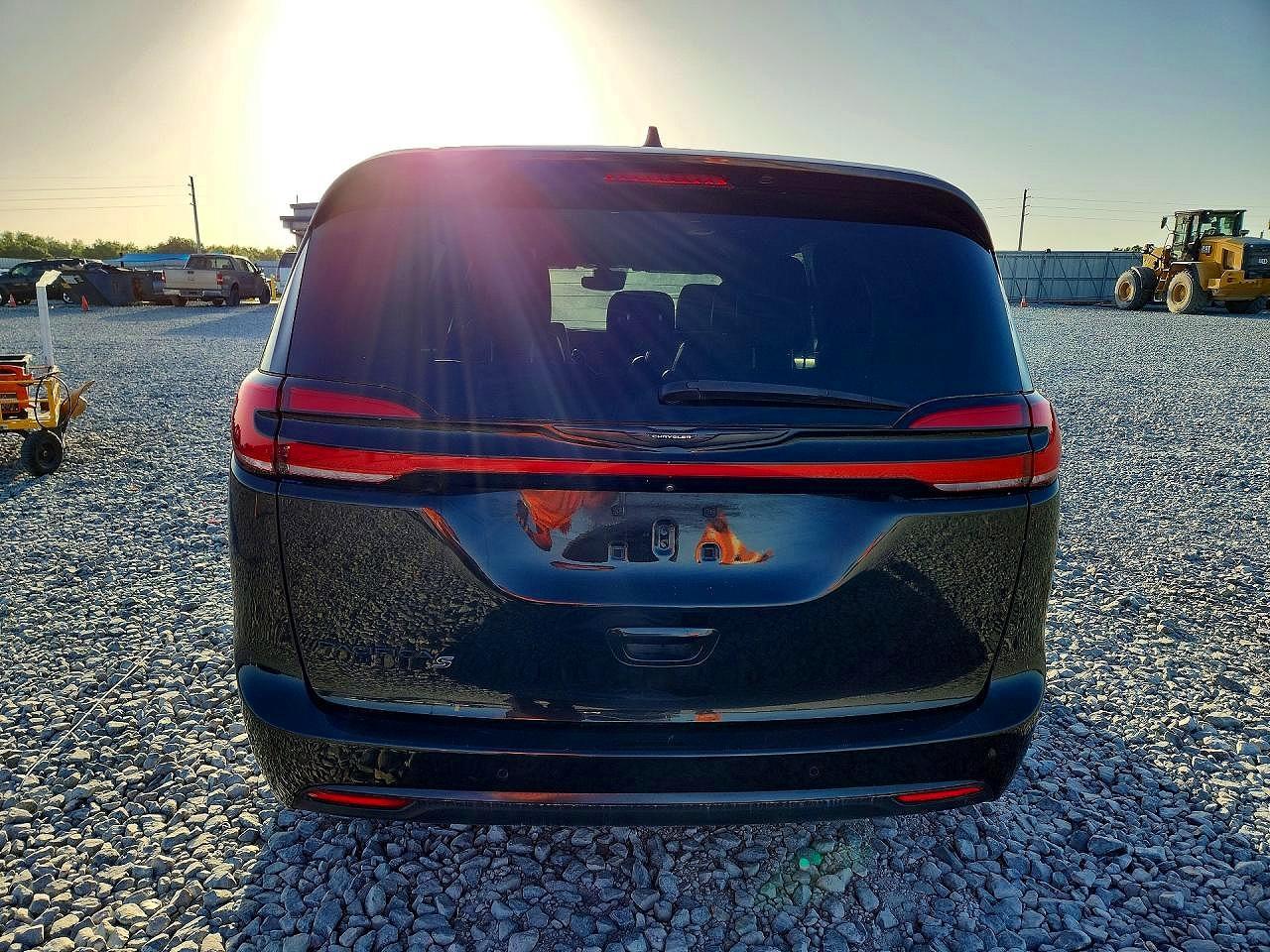 2022 Chrysler Pacifica Touring L - Фото 6