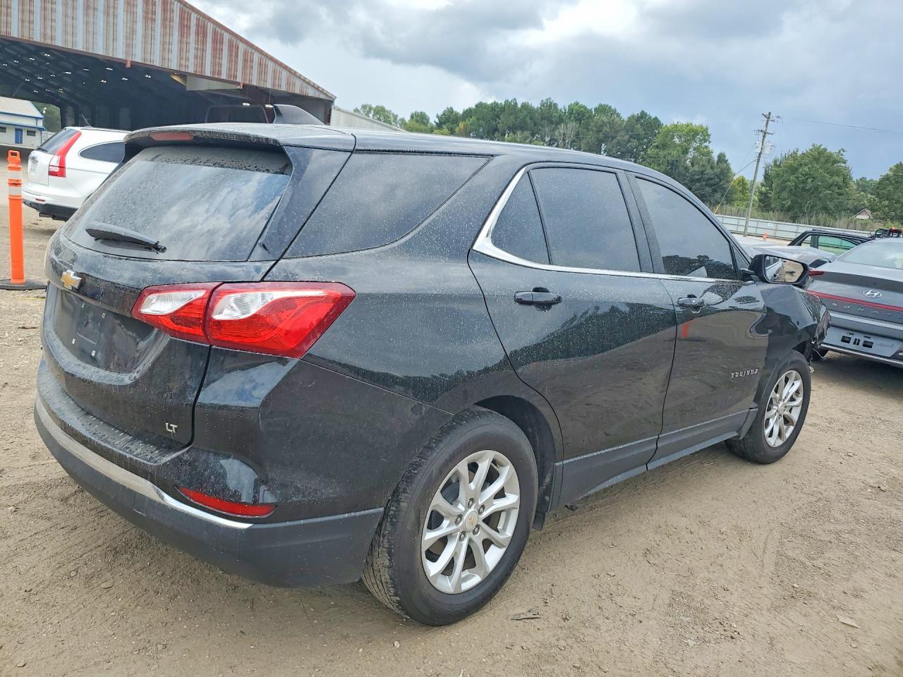 2021 Chevrolet Equinox Lt - Фото 3