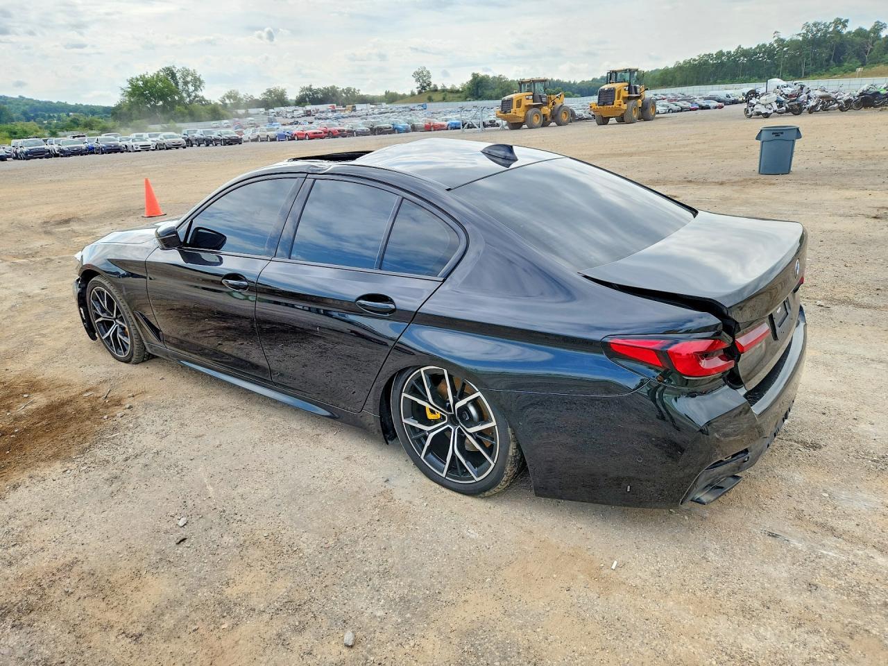 2022 BMW 540 Xi - Фото 2