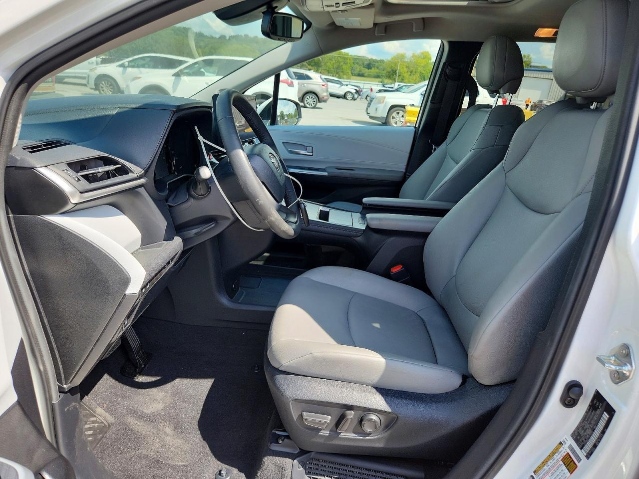 2026 Toyota Sienna Xle 8-Passenger - Фото 7