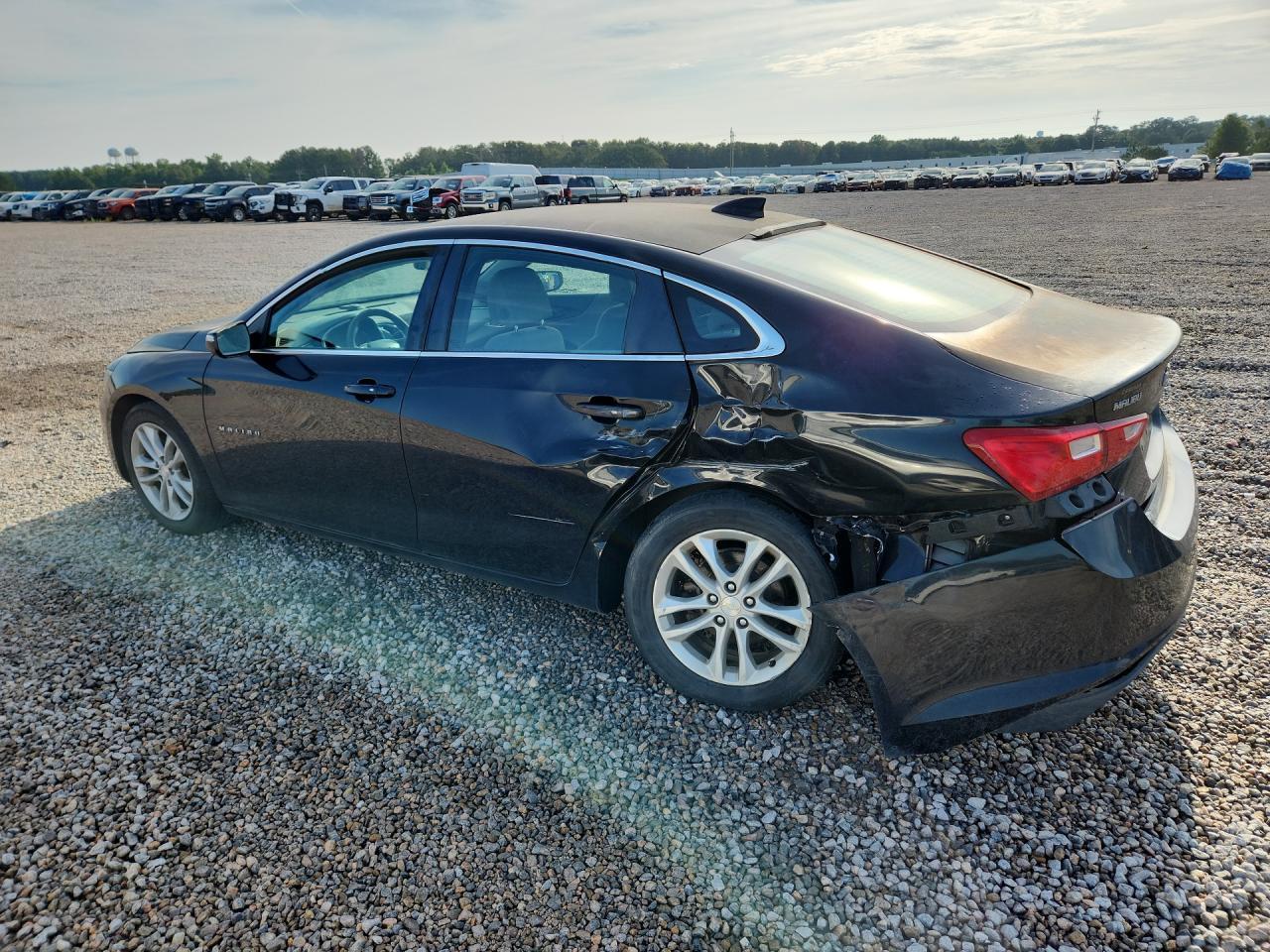 2017 Chevrolet Malibu Lt - Фото 2
