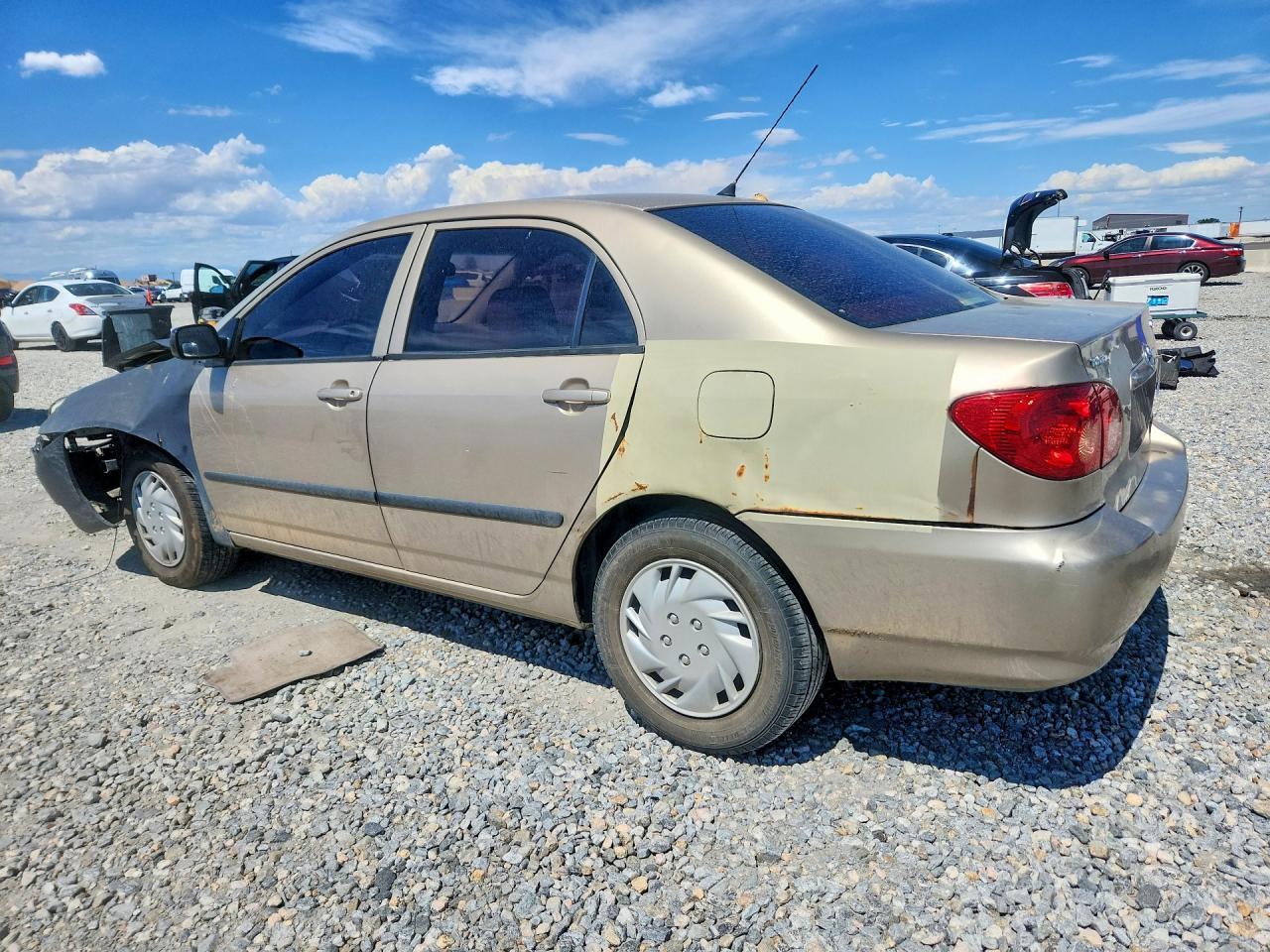 2005 Toyota Corolla Ce - Image 2