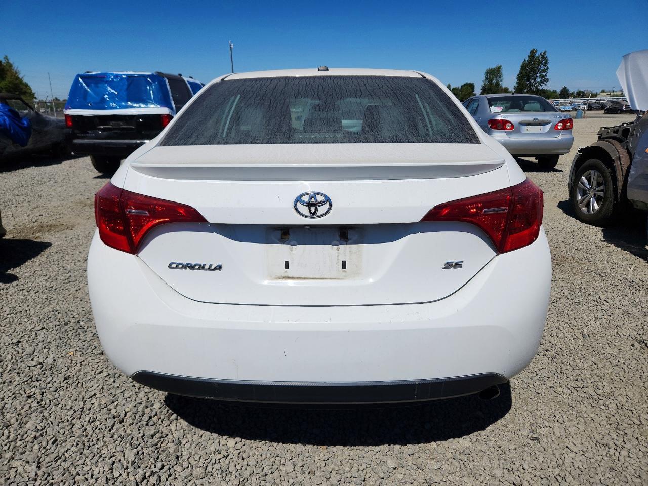 2017 Toyota Corolla Se - Фото 6