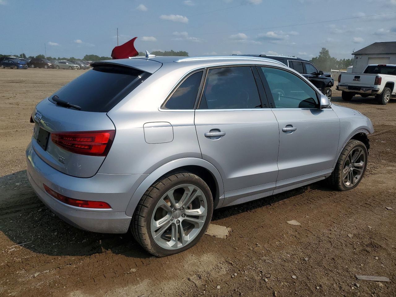 2017 Audi Q3 Premium Plus - Image 3