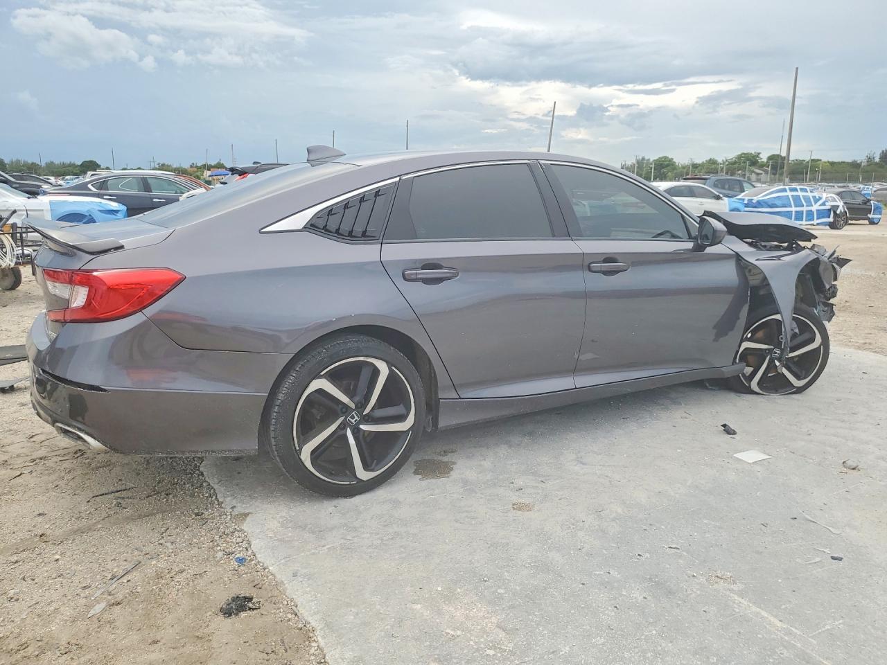 2020 Honda Accord Sport - Image 3