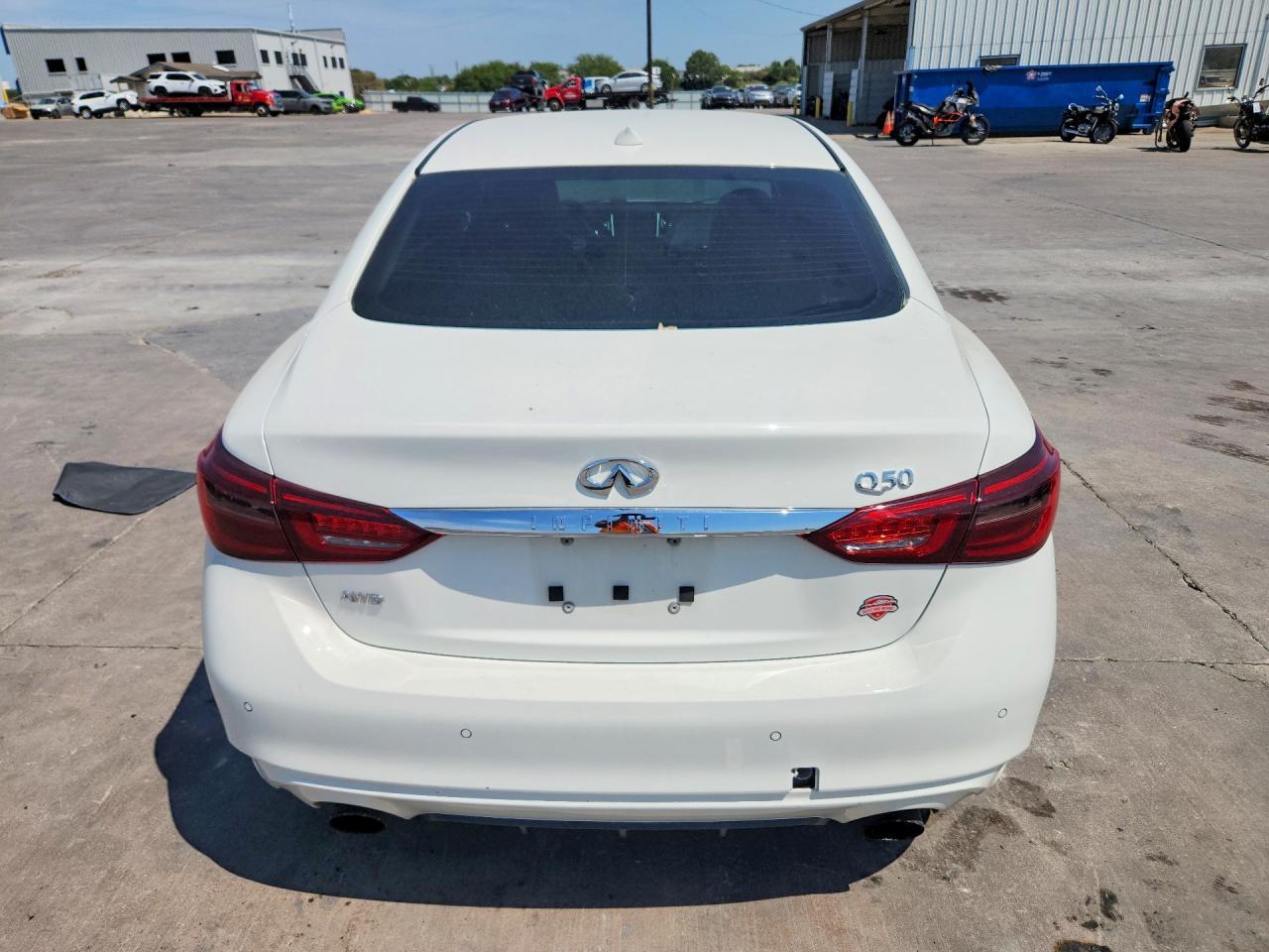 2018 Infiniti Q50 3.0T Luxe - Image 6