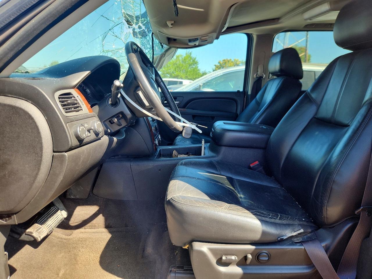 2012 Chevrolet Suburban K1500 Lt - Image 7