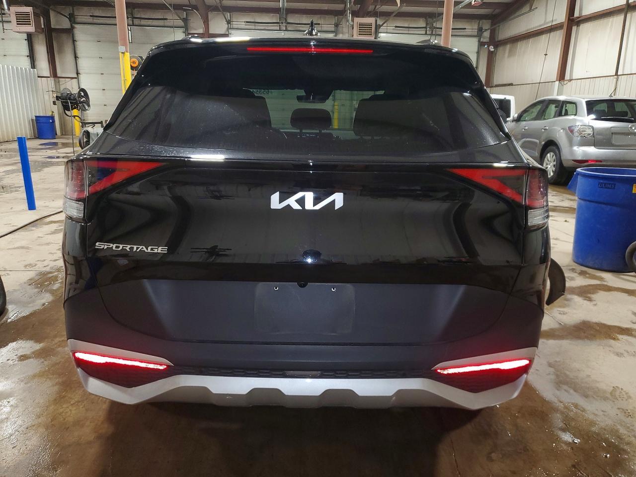 2025 Kia Sportage Ex - Image 6