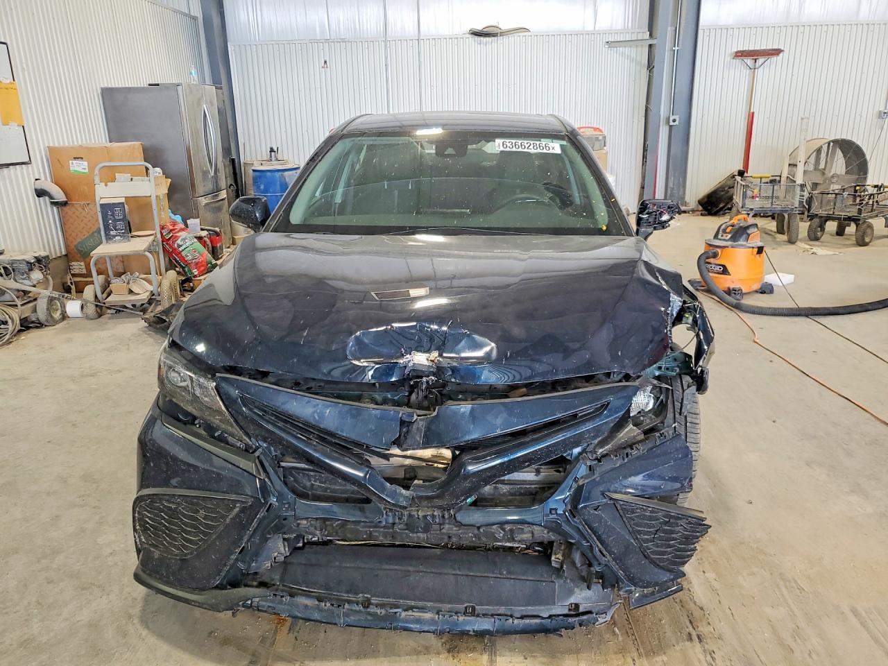 2021 Toyota Camry Se - Фото 5