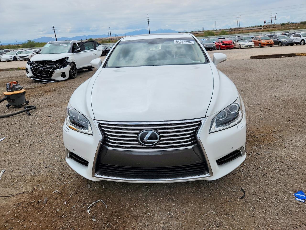2017 Lexus Ls 460L - Фото 5