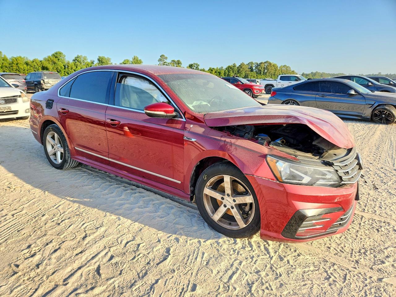 2017 Volkswagen Passat R-Line - Фото 4