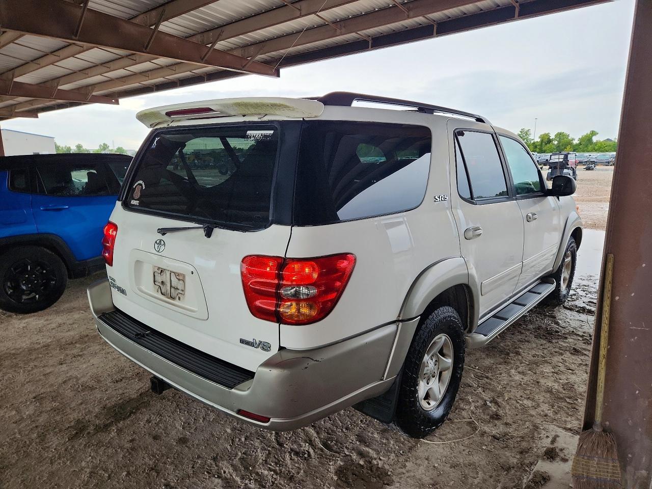 2002 Toyota Sequoia Sr5 - Фото 3