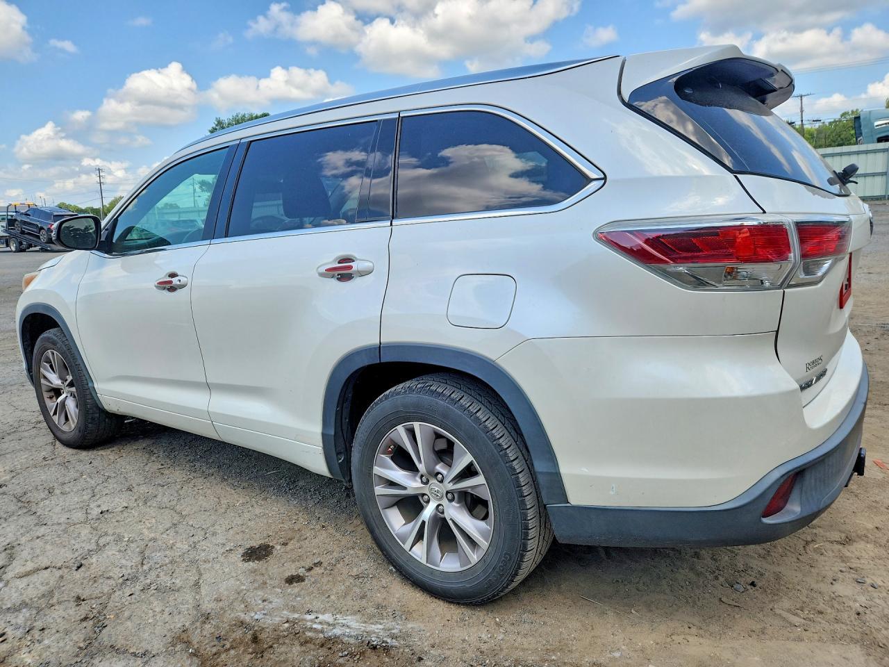 2015 Toyota Highlander Xle - Фото 2