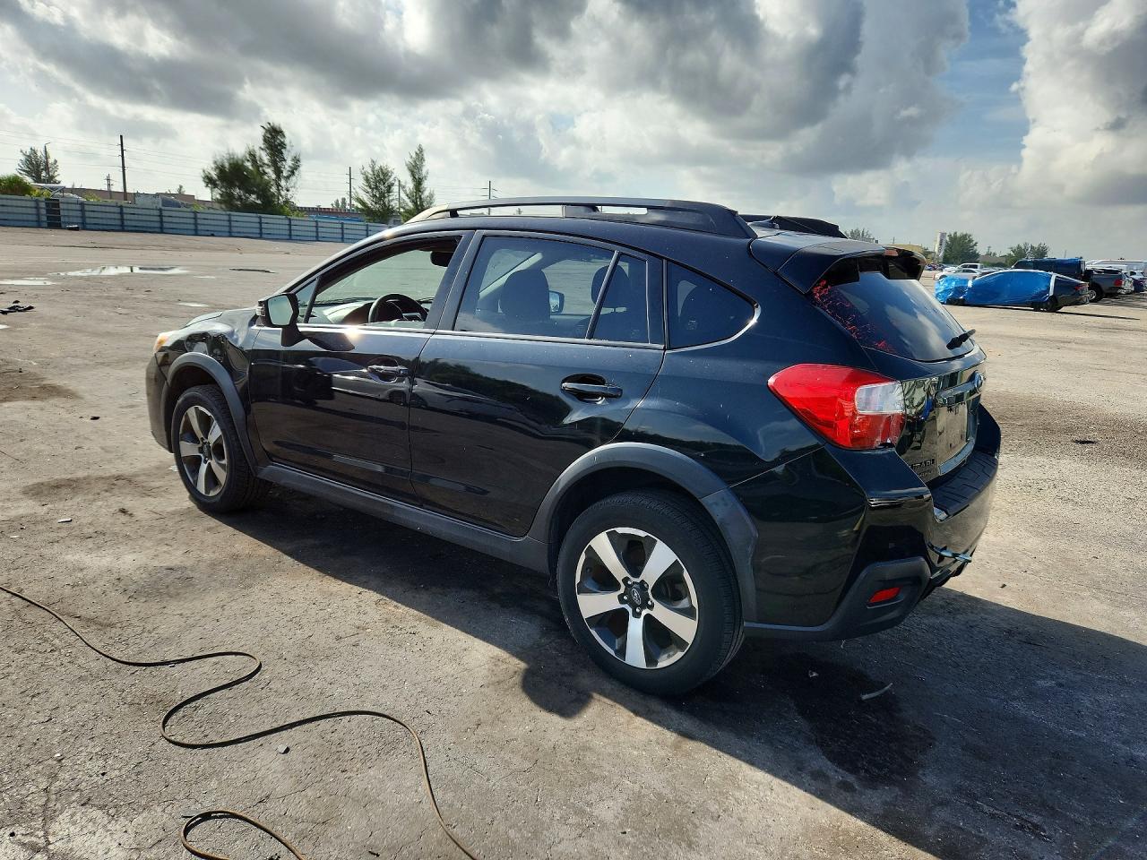 2017 Subaru Crosstrek Premium - Image 2