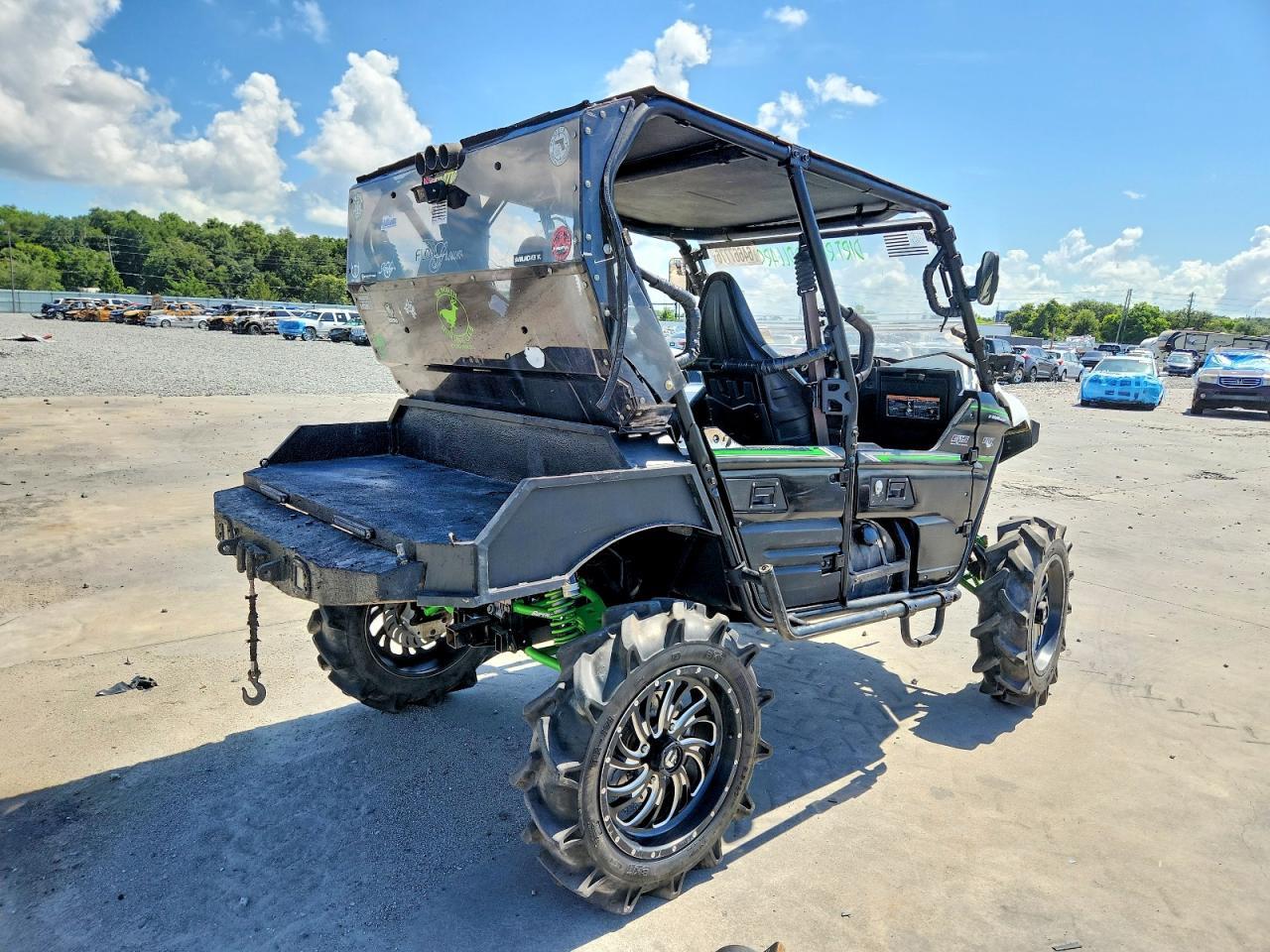 2019 Kawasaki Teryx4 Utility Vehicle - Фото 4