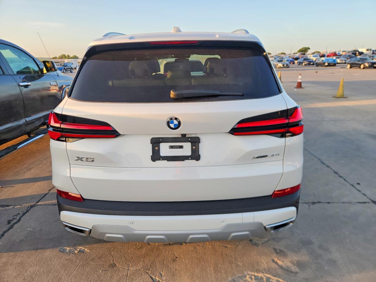 2025 BMW X5 xDrive40I - Фото 6