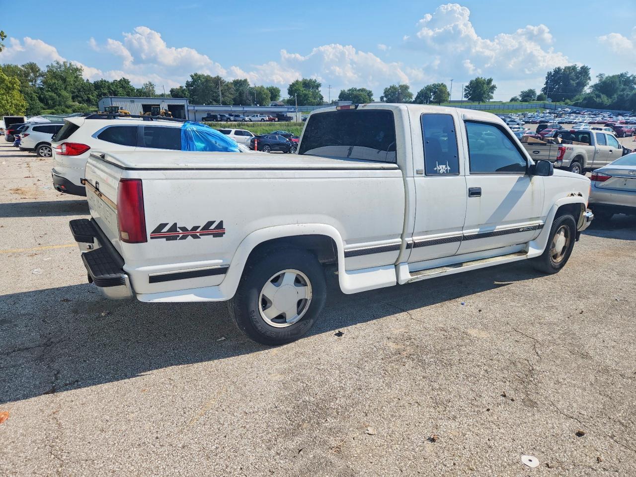 1997 Chevrolet Gmt-400 K1500 - Фото 3