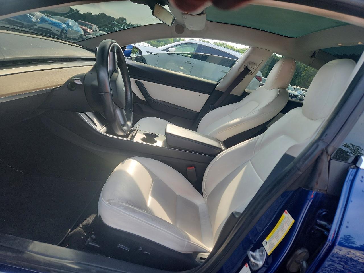 2018 Tesla Model 3 - Фото 7