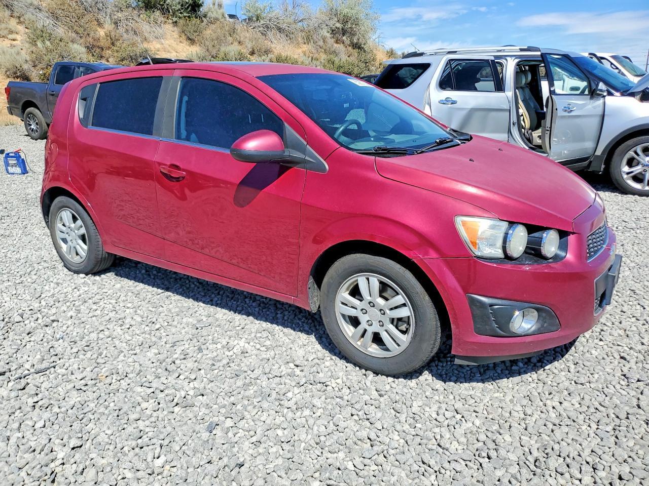 2014 Chevrolet Sonic Lt - Фото 4
