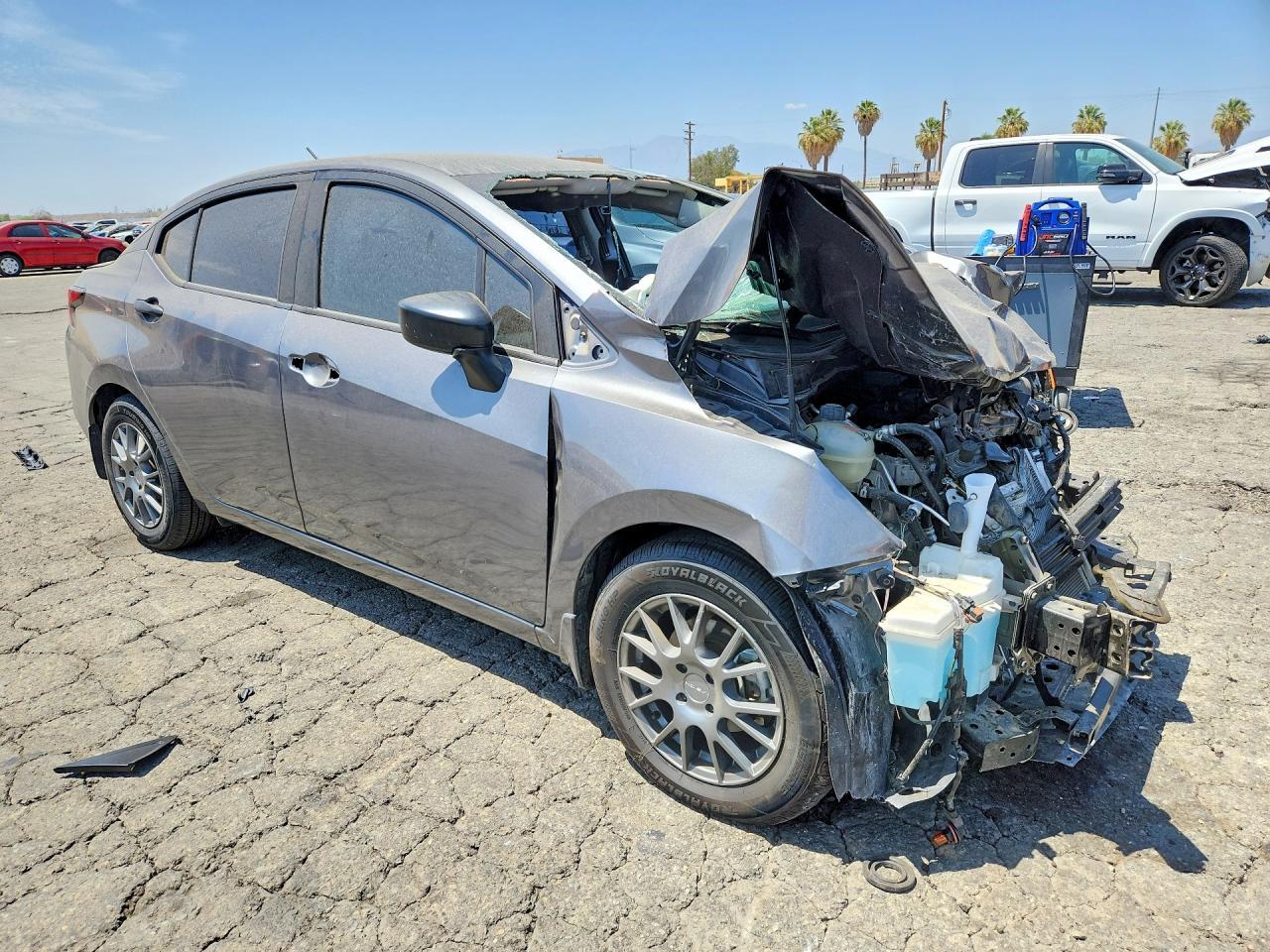 2021 Nissan Versa S - Фото 4