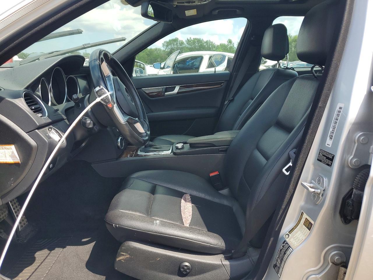 2012 Mercedes-Benz C 300 4Matic - Image 7