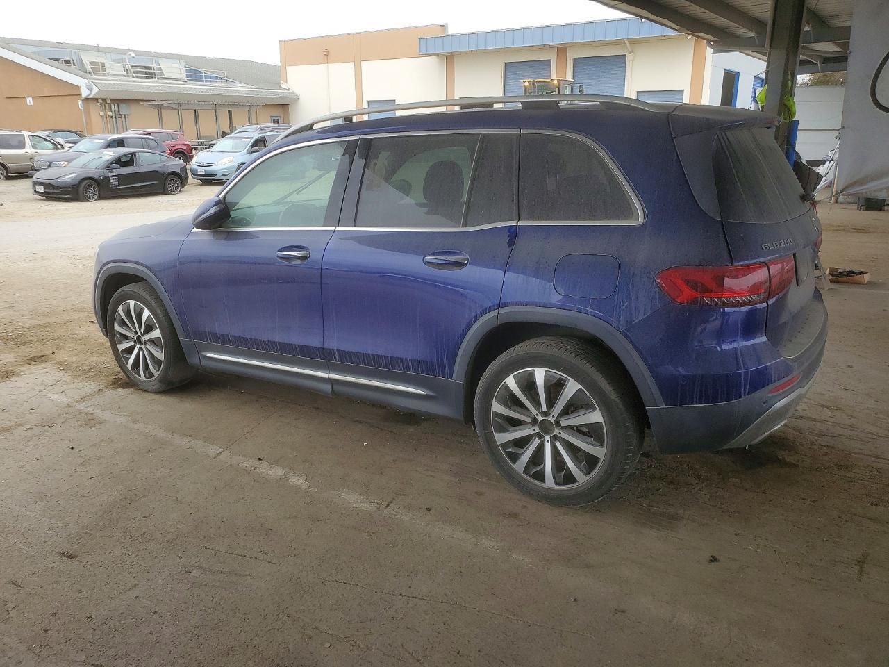 2021 Mercedes-Benz Glb 250 - Фото 2
