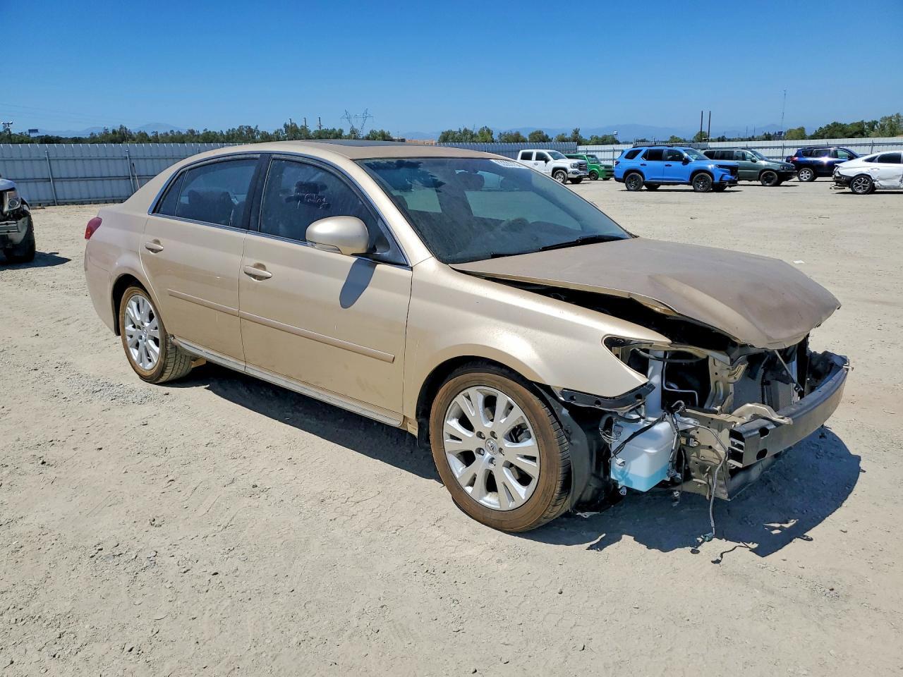 2012 Toyota Avalon Base - Image 4