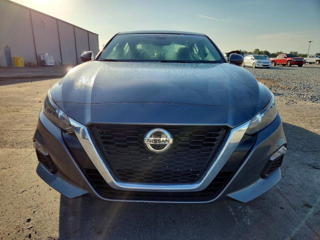 2022 Nissan Altima S - Фото 5