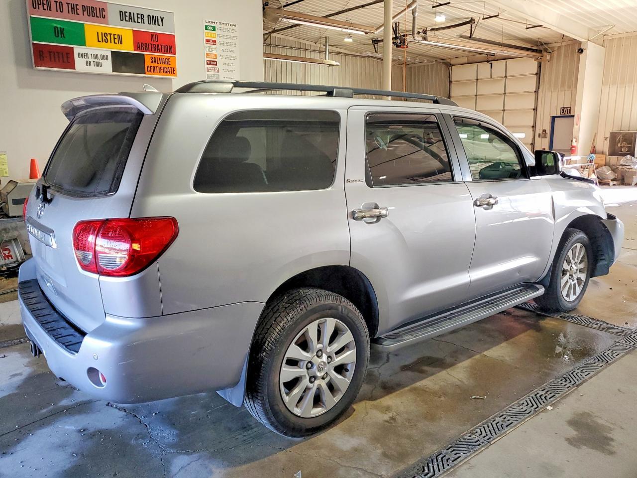 2012 Toyota Sequoia Platinum - Image 3