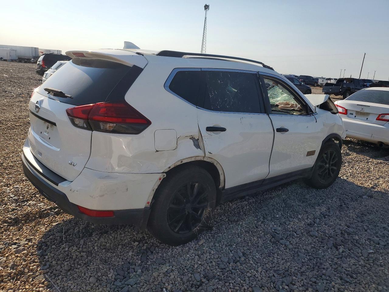 2017 Nissan Rogue Sv - Фото 3