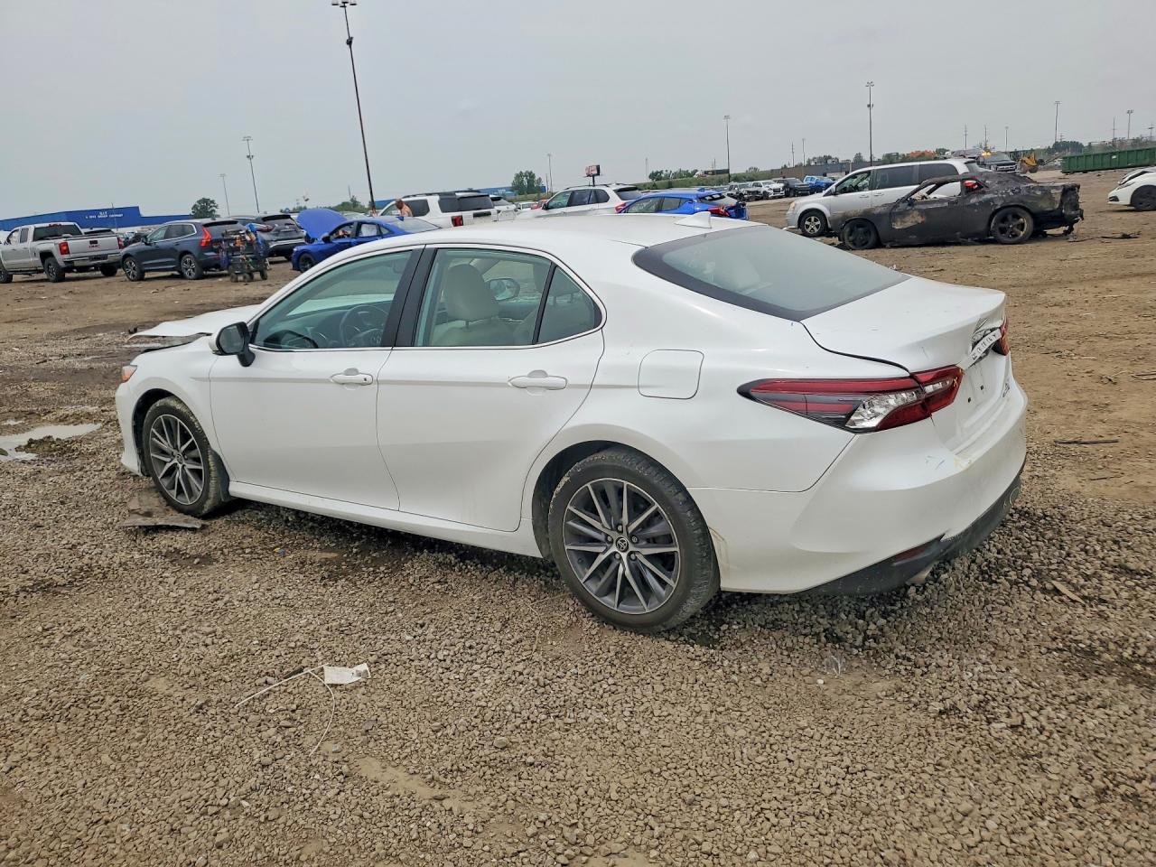 2023 Toyota Camry Xle - Фото 2