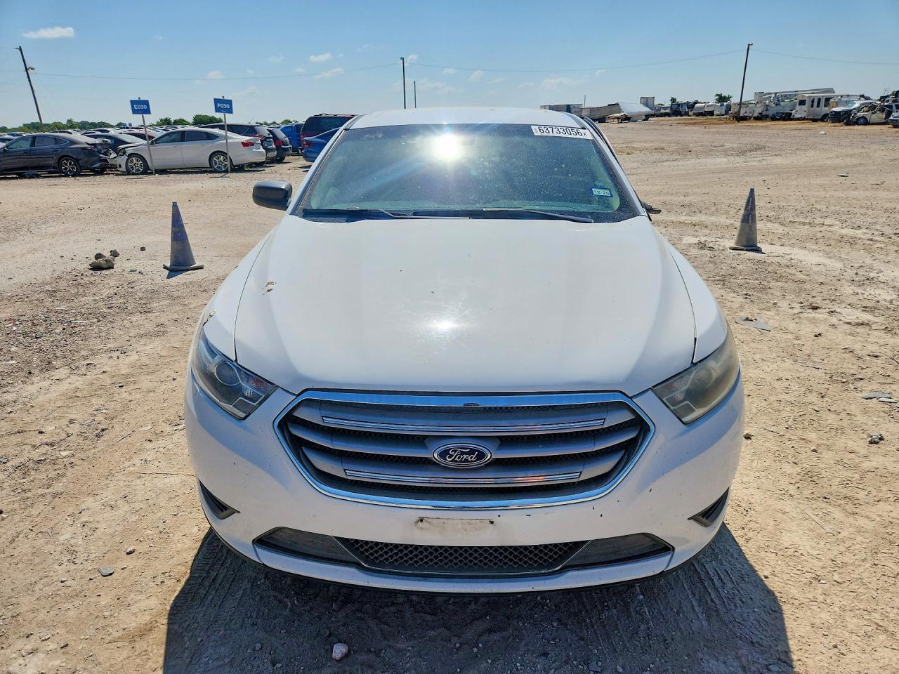 2018 Ford Taurus Se - Фото 5