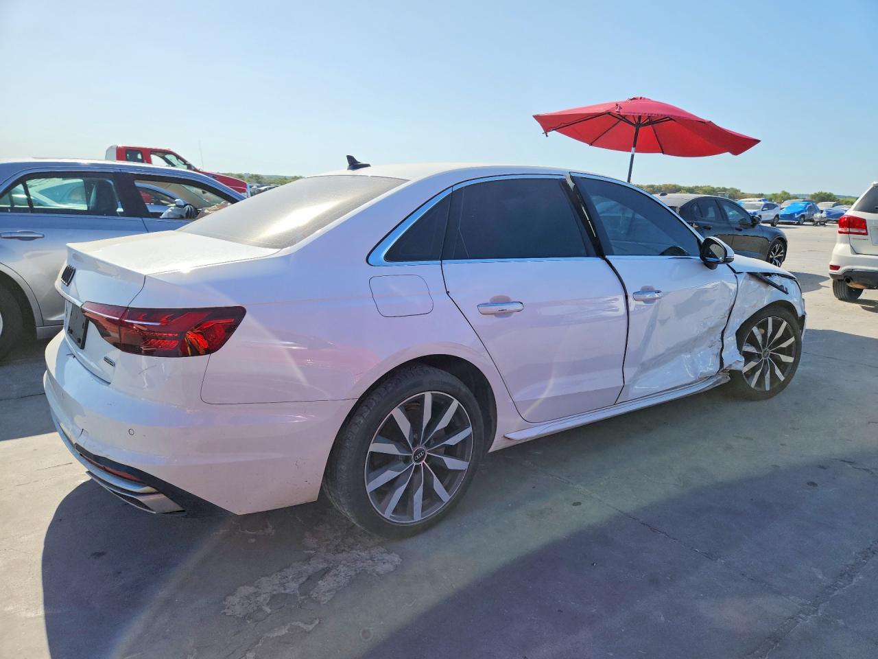 2021 Audi A4 Premium 40 - Фото 3