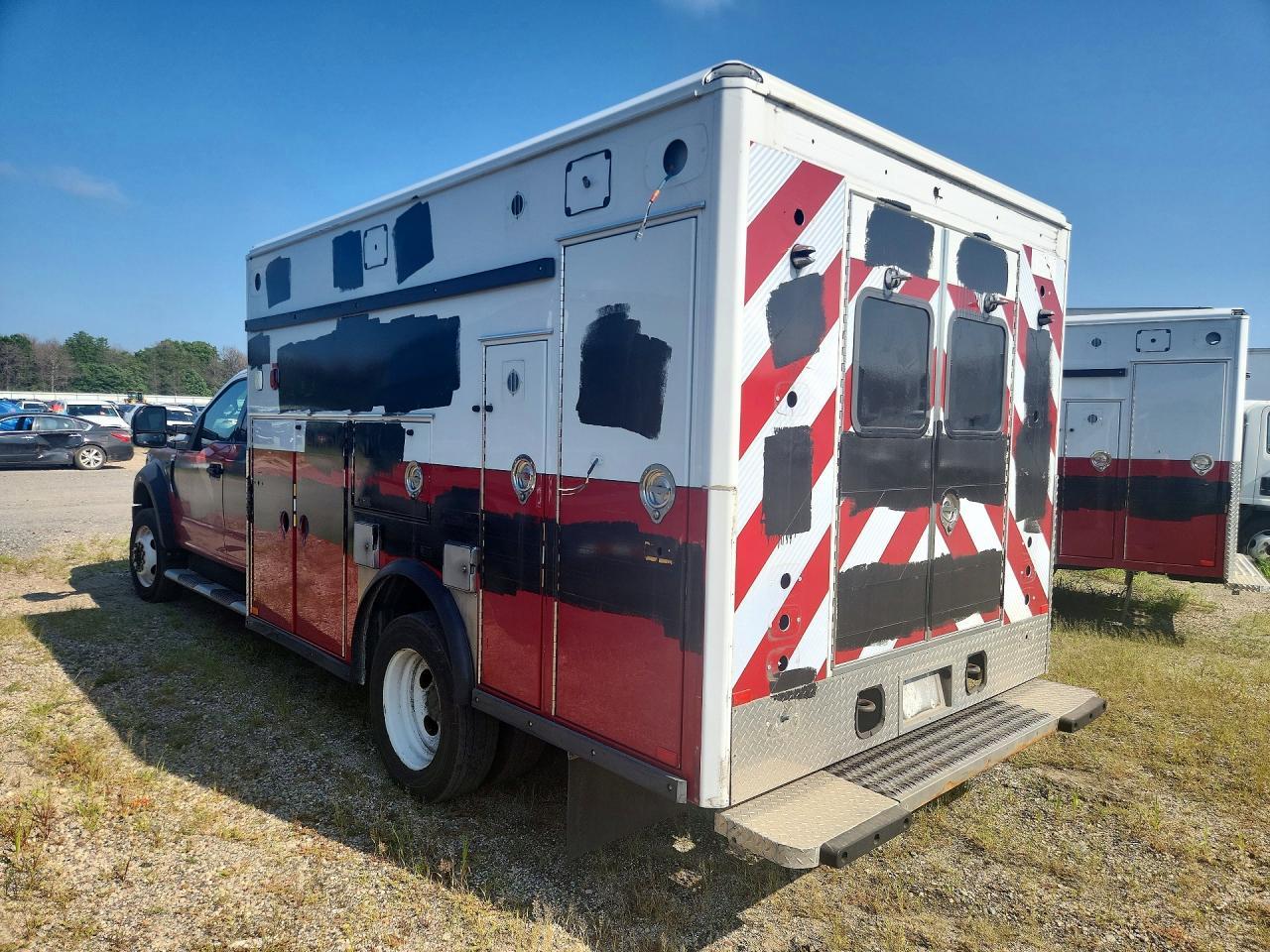 2019 Ford F550 Super Duty - Фото 2