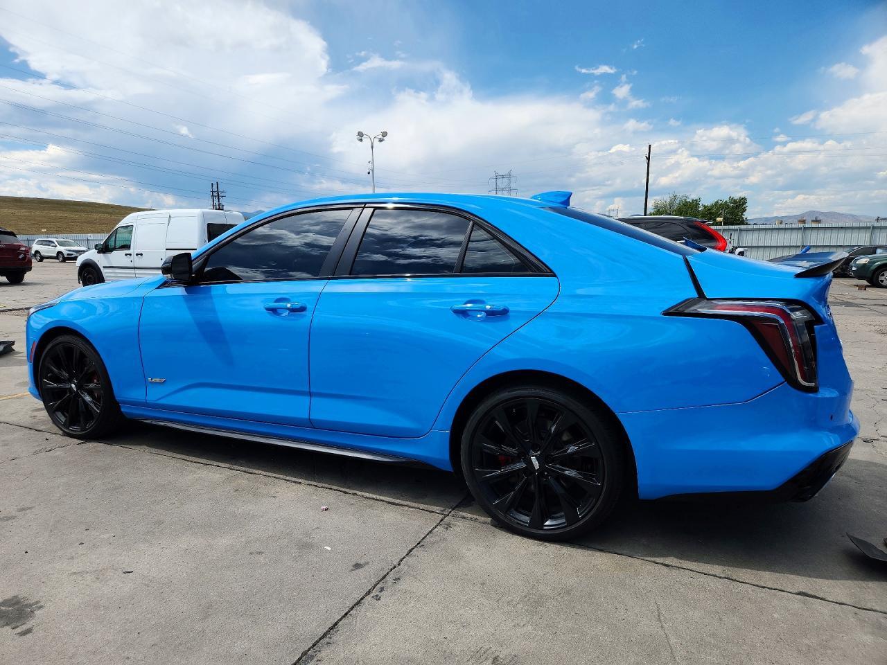 2023 Cadillac Ct4-V - Фото 2