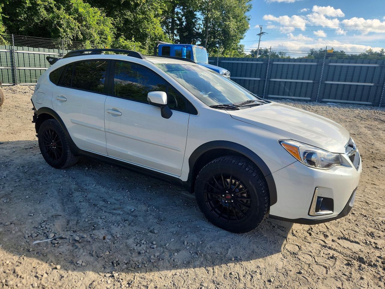 2017 Subaru Crosstrek Limited - Image 4