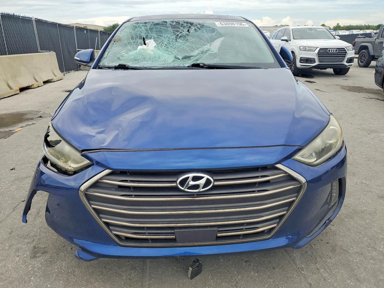 2017 Hyundai Elantra Limited - Image 5