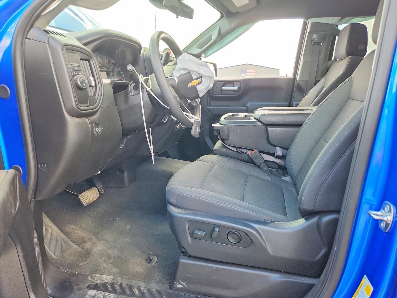 2025 Chevrolet Silverado C1500 Custom - Image 7