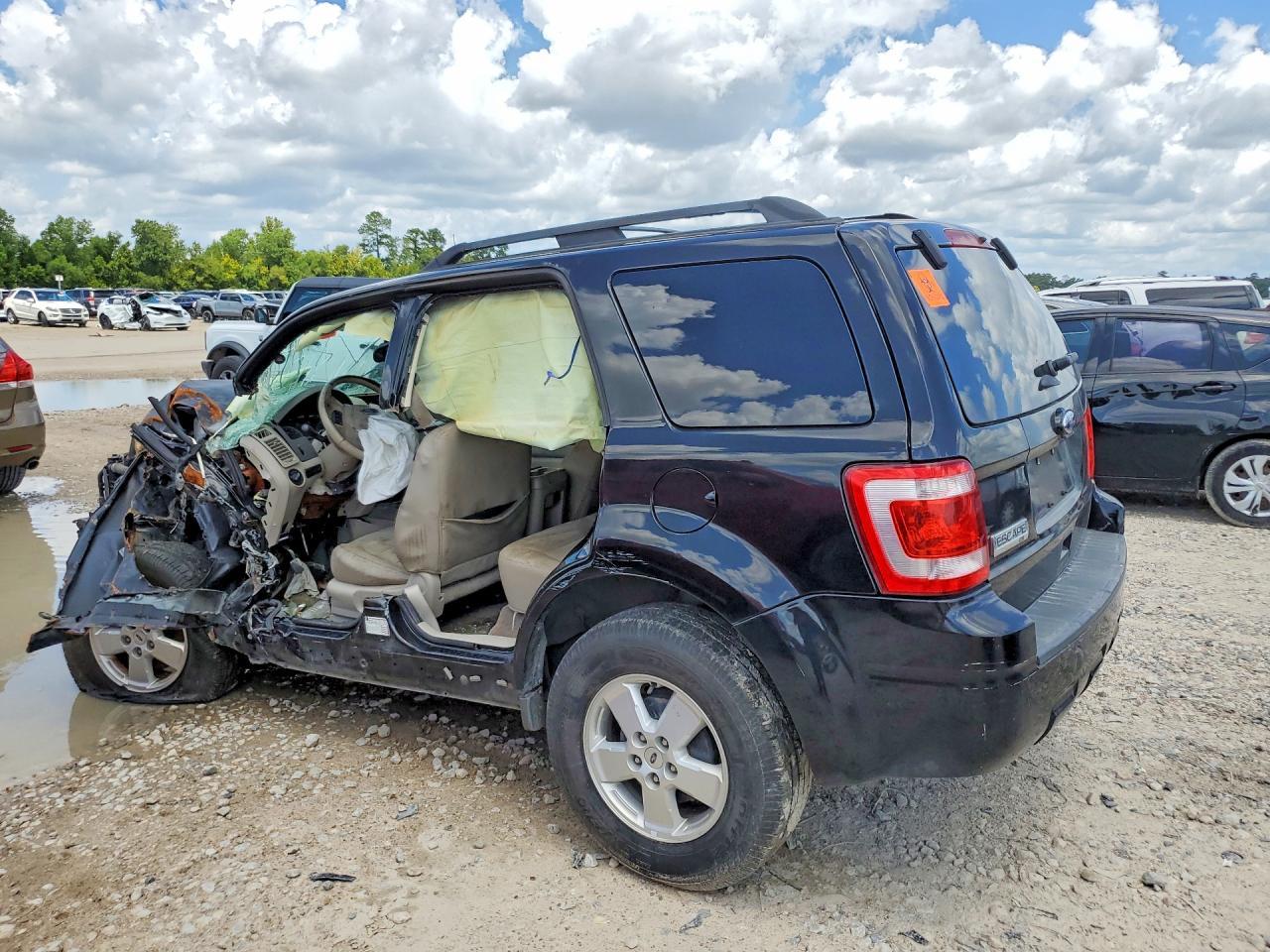 2012 Ford Escape Xlt - Фото 2