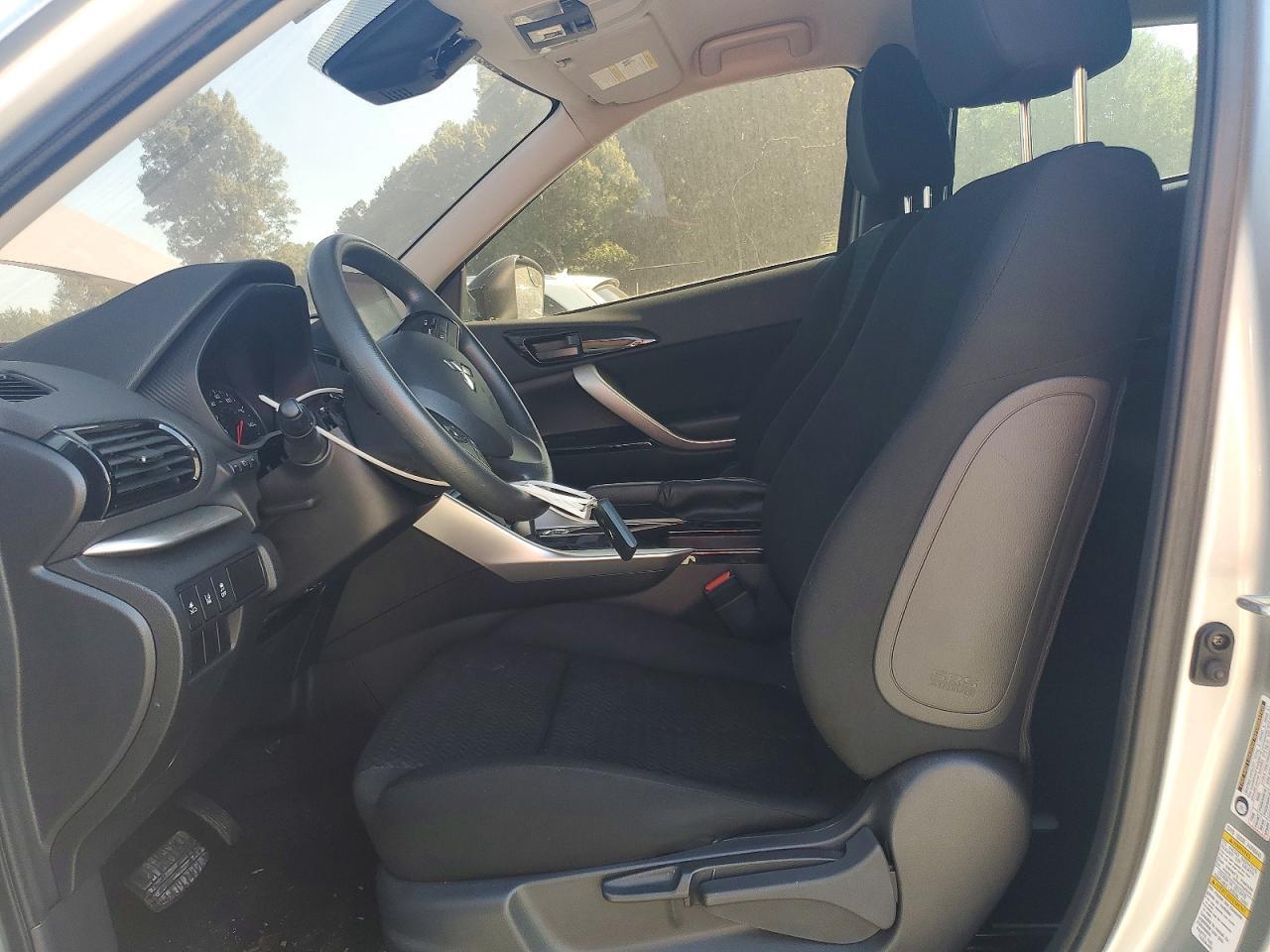 2024 Mitsubishi Eclipse Cross Le - Фото 7