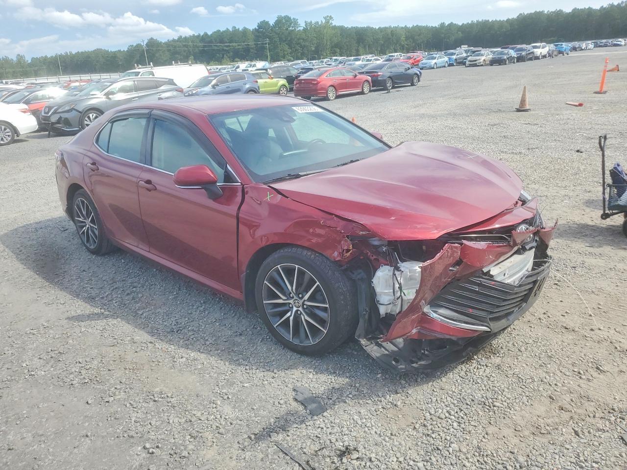 2021 Toyota Camry Xle - Фото 4