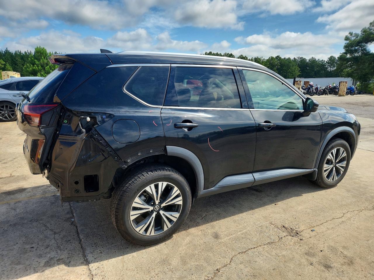 2021 Nissan Rogue Sv - Фото 3