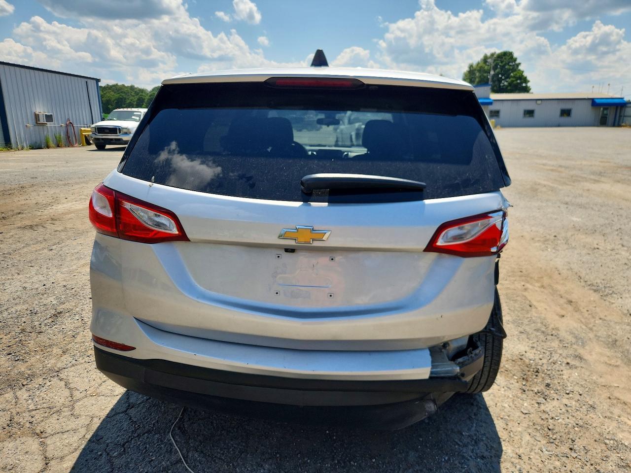 2020 Chevrolet Equinox Ls - Фото 6